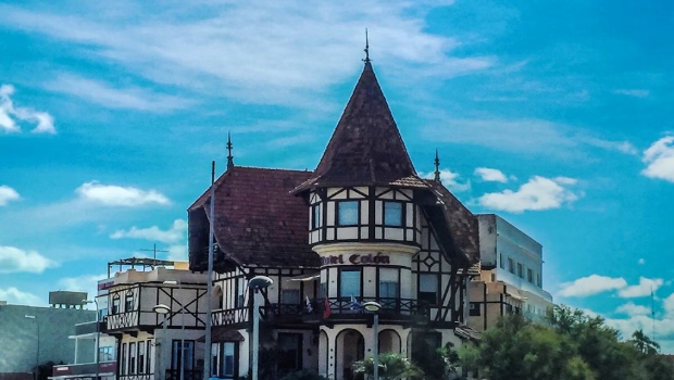 C&oacute;mo Importar de China a Uruguay: Gu&iacute;a Completa