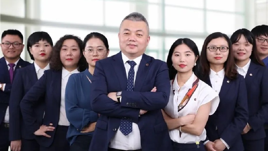 Gu&iacute;a de China Sourcing 2026: C&oacute;mo Sobrevivir a los Cierres por el CNY