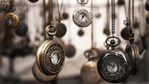 resell wholesale jewelry