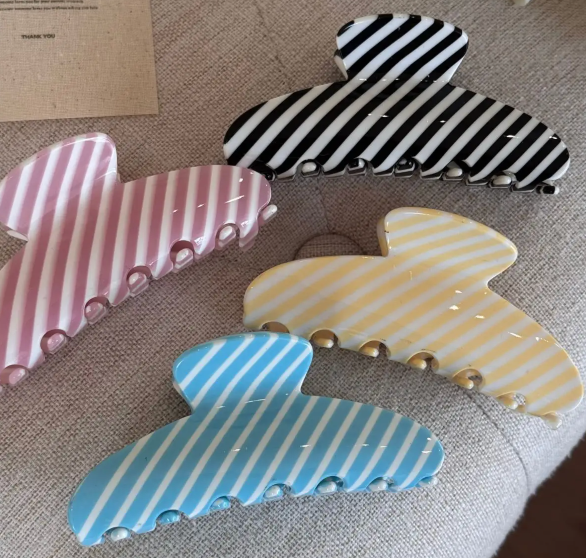 Trendy Striped Hair Clip